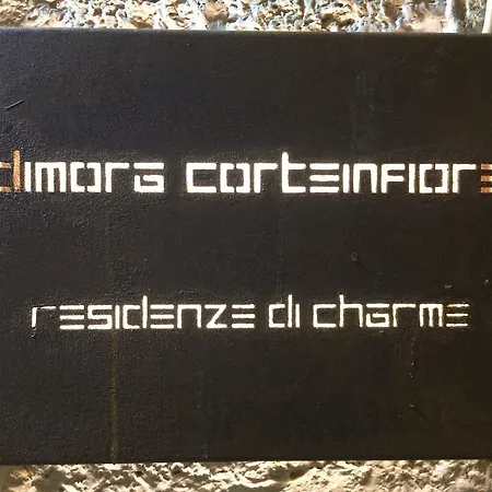 Pensión Dimora Corteinfiore 4*