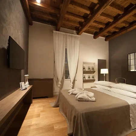 بيت ضيافة Dimora Corteinfiore تراني