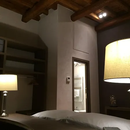 Dimora Corteinfiore 4*